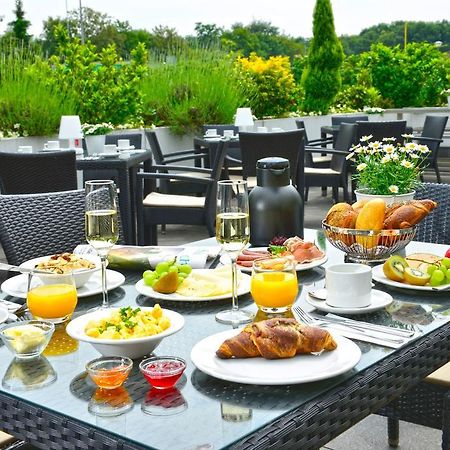 Parkhotel Oberhausen โอเบอร์เฮาเซิน ภายนอก รูปภาพ